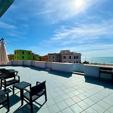 Appartement La Terrazza Sul Mare - 15 Min To Fiumicino