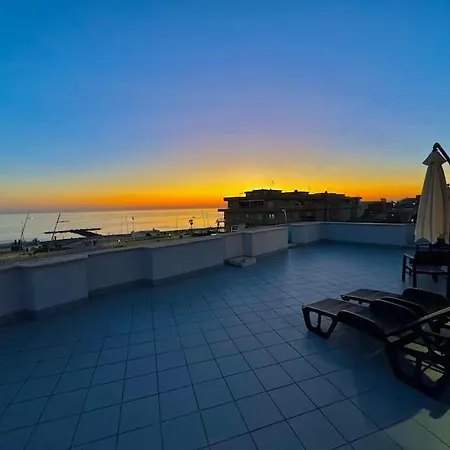 La Terrazza Sul Mare - 15 Min To Fiumicino Ostie